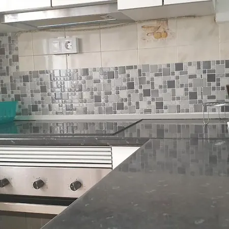 Villaislandia أوروبيسا ذيل مار